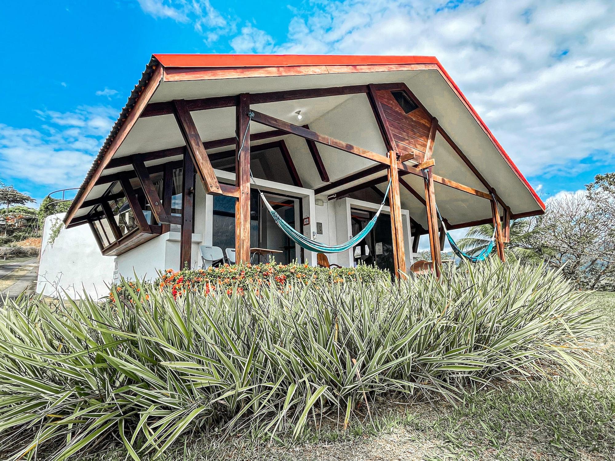 Surf Synergy All-Inclusive Surf Retreat Jacó Exterior foto